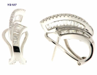 Pendientes con brillantes — modelo PE-029