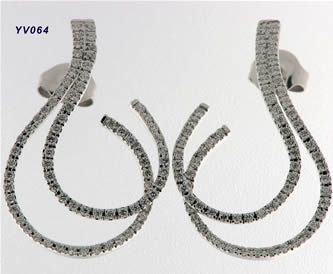 Pendientes con brillantes — modelo PE-020