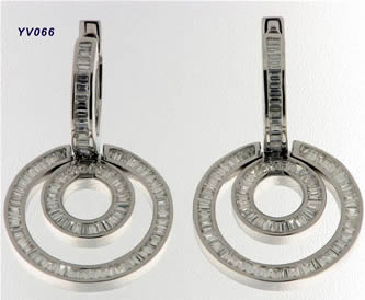 Pendientes con brillantes — modelo PE-018